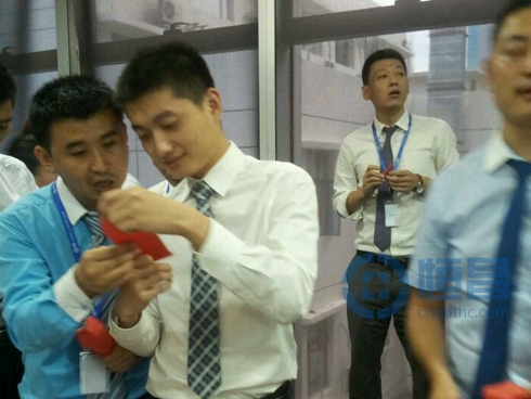 深圳二分中秋燈謎活動(dòng).jpg