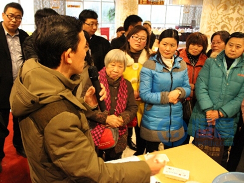 合肥第二分公司舉辦“關(guān)愛(ài)女性 關(guān)心食品安全”講座